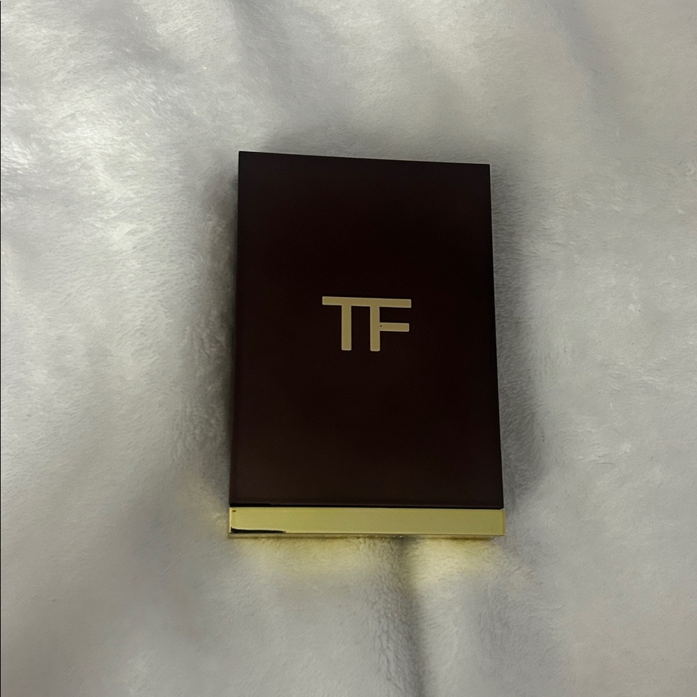 BRAND NEW Tom Ford eyeshadow: 37 smoky quartz